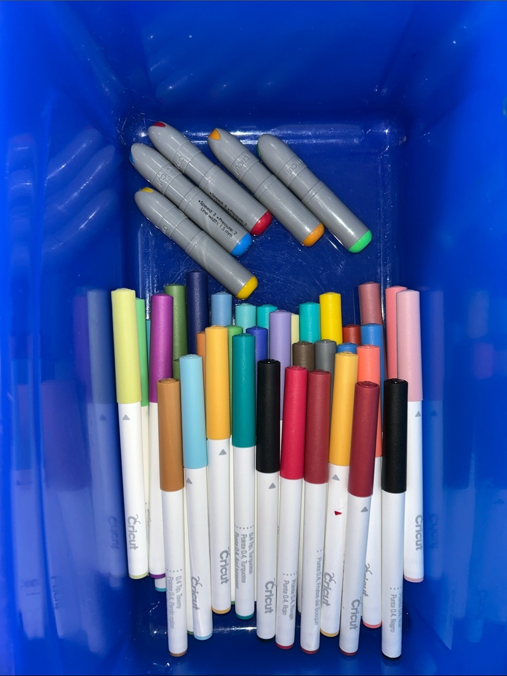Cricut Assorted Color Marker & Pen Set in Multi Hues